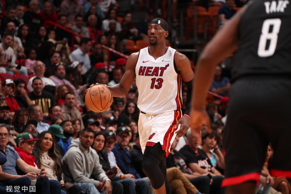 老鹰展现出 老鹰展现出