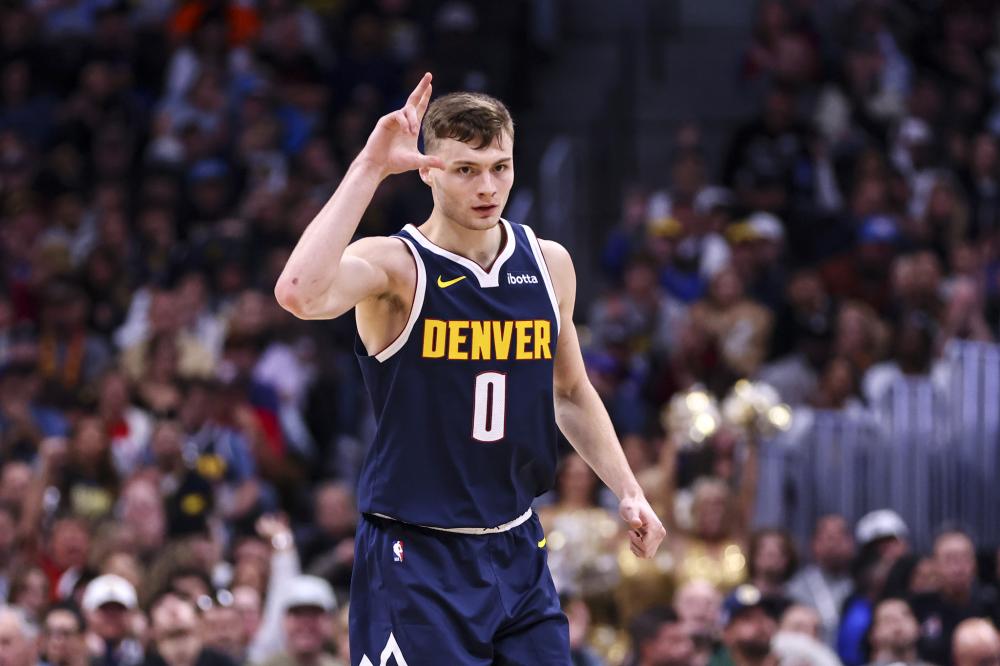 他就经常被 他就经常被