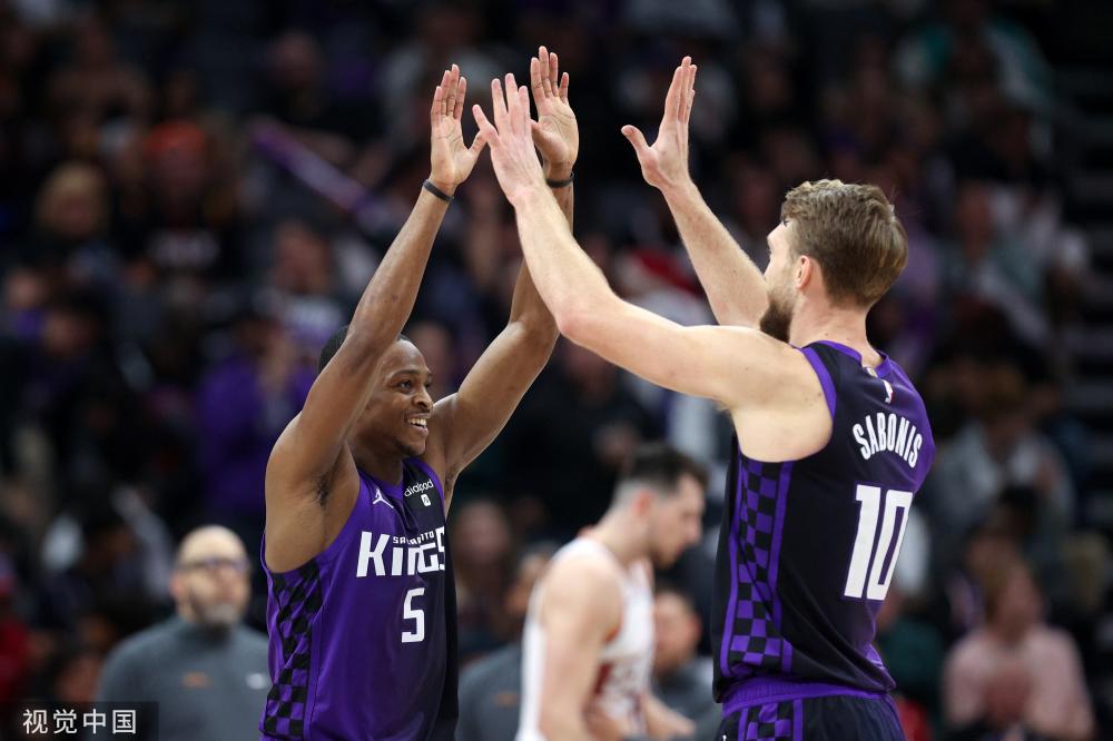 坚持出战 坚持出战