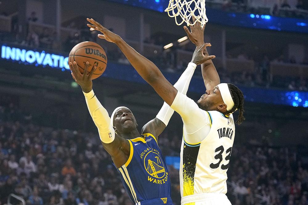 比赛表现稳 比赛表现稳